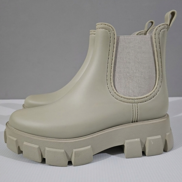Jeffrey Campbell Play Pleu Rain Boot Womens 9 Cream Platform Chelsea Lug Sole - Picture 16 of 16